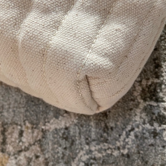 Stuffed Chloé Cream Quilted Cosmetic Bag - Picture 6 of 9